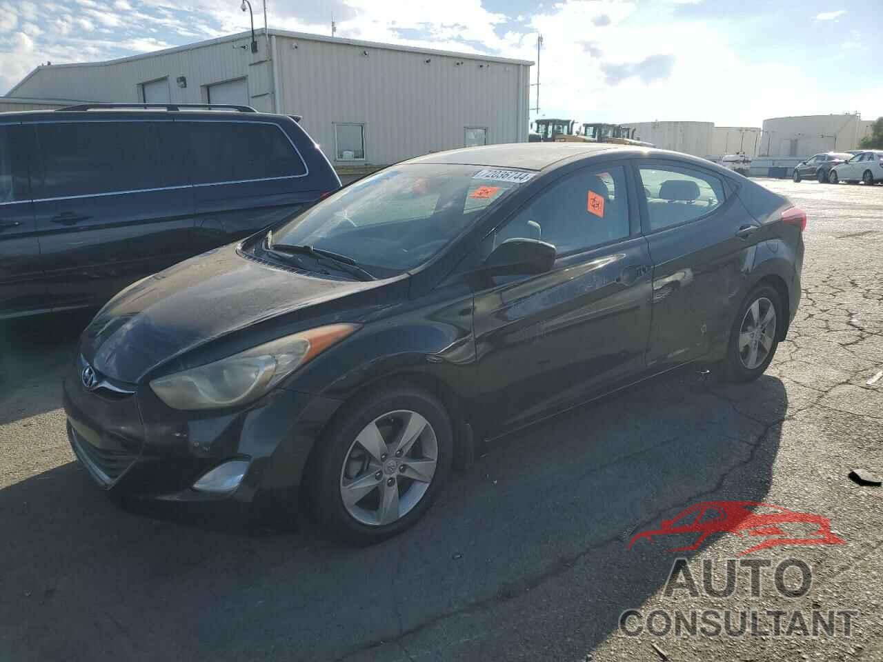 HYUNDAI ELANTRA 2013 - KMHDH4AE2DU901246