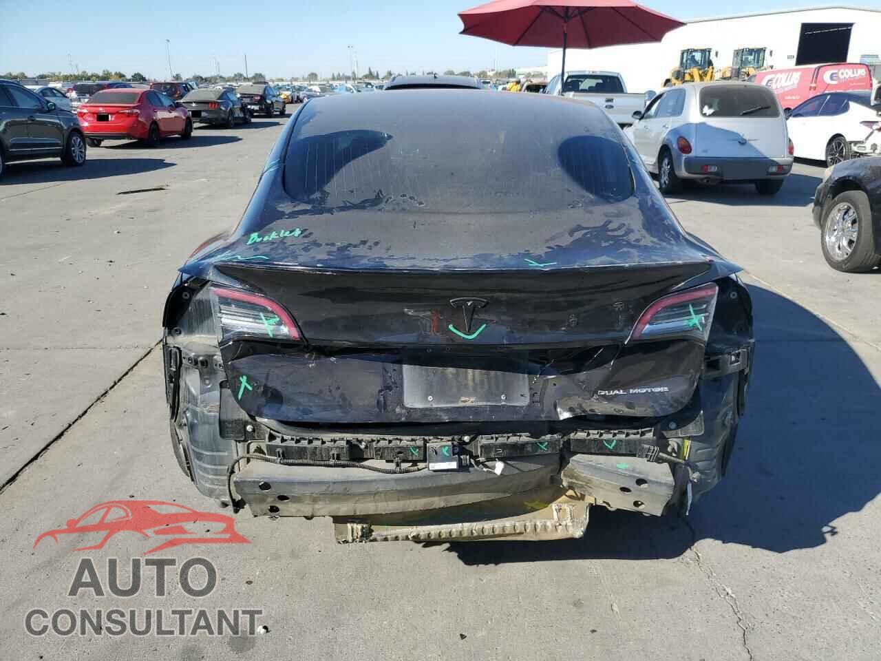 TESLA MODEL 3 2018 - 5YJ3E1EB3JF070836