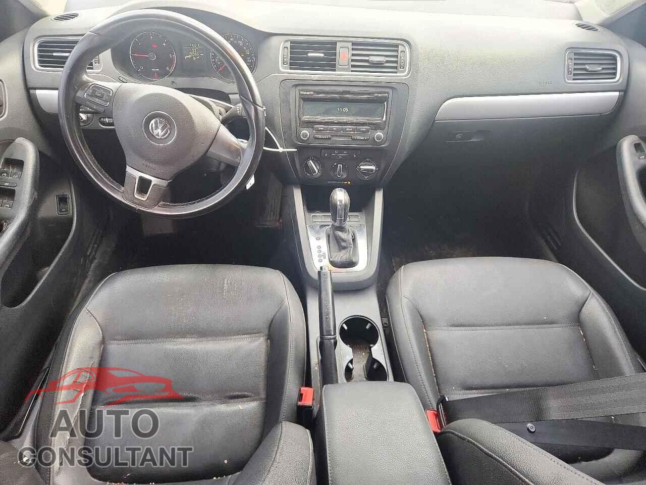 VOLKSWAGEN JETTA 2012 - 3VWLL7AJ2CM334307