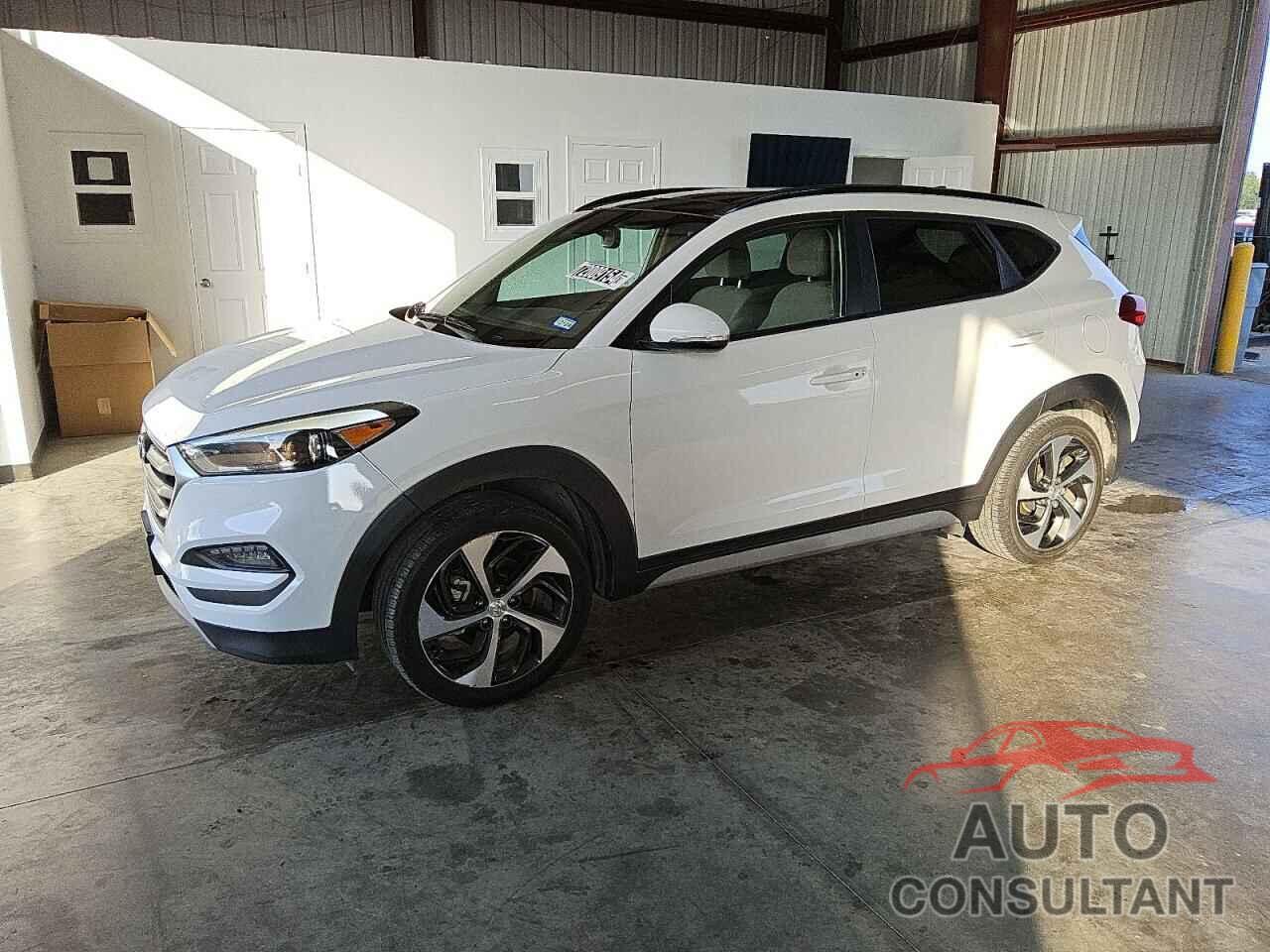 HYUNDAI TUCSON 2018 - KM8J33A2XJU748418