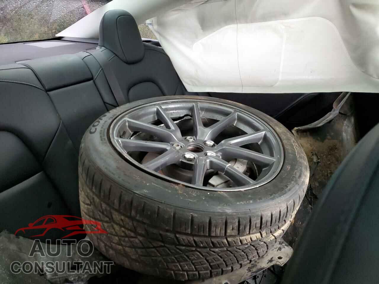 TESLA MODEL 3 2021 - 5YJ3E1EA2MF857448