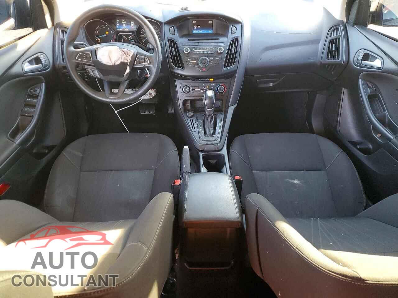FORD FOCUS 2015 - 1FADP3F25FL263525
