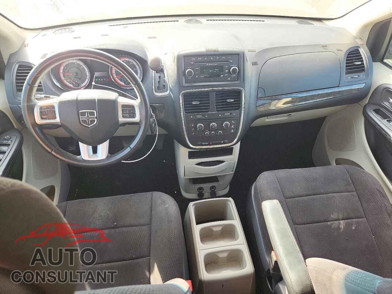 DODGE CARAVAN 2011 - 2D4RN3DG8BR608541