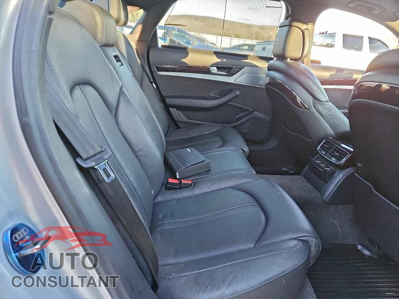 AUDI A8 2014 - WAURGAFD0EN011641