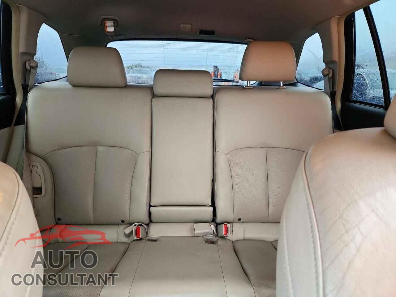 SUBARU OUTBACK 2013 - 4S4BRBKC1D3252017