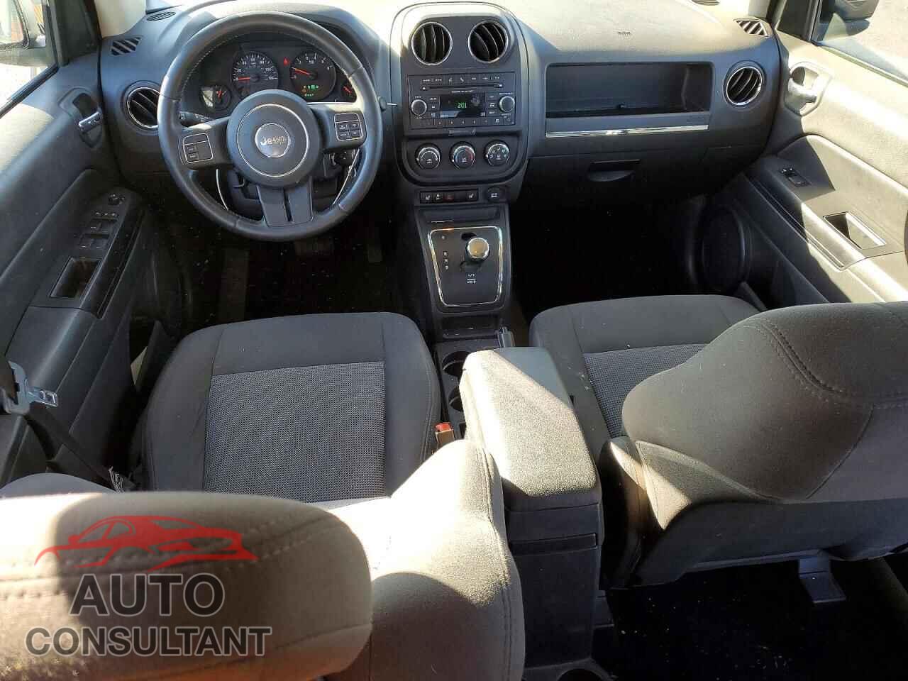 JEEP COMPASS 2013 - 1C4NJCEA5DD205608