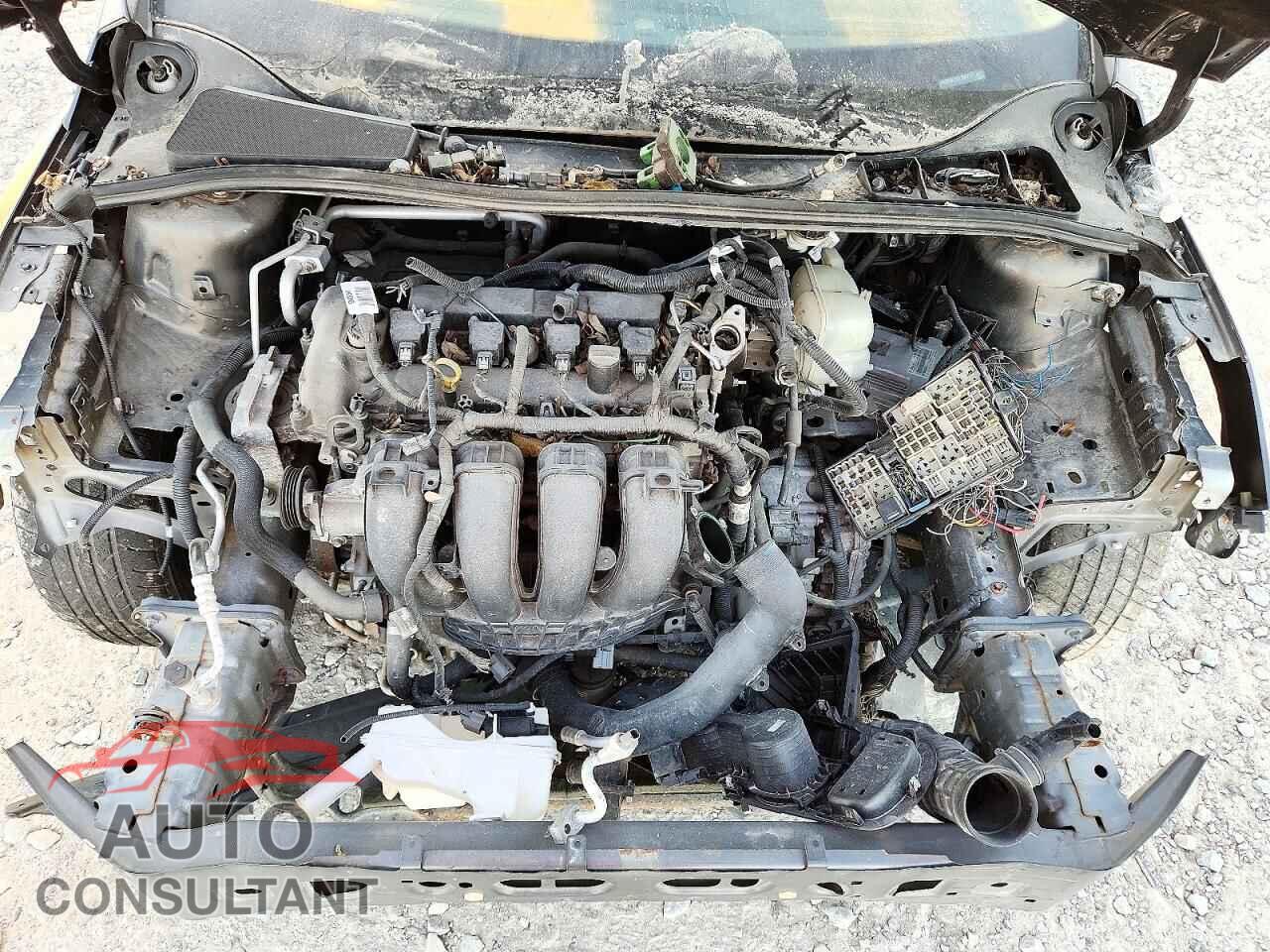 FORD FOCUS 2015 - 1FADP3F21FL349737