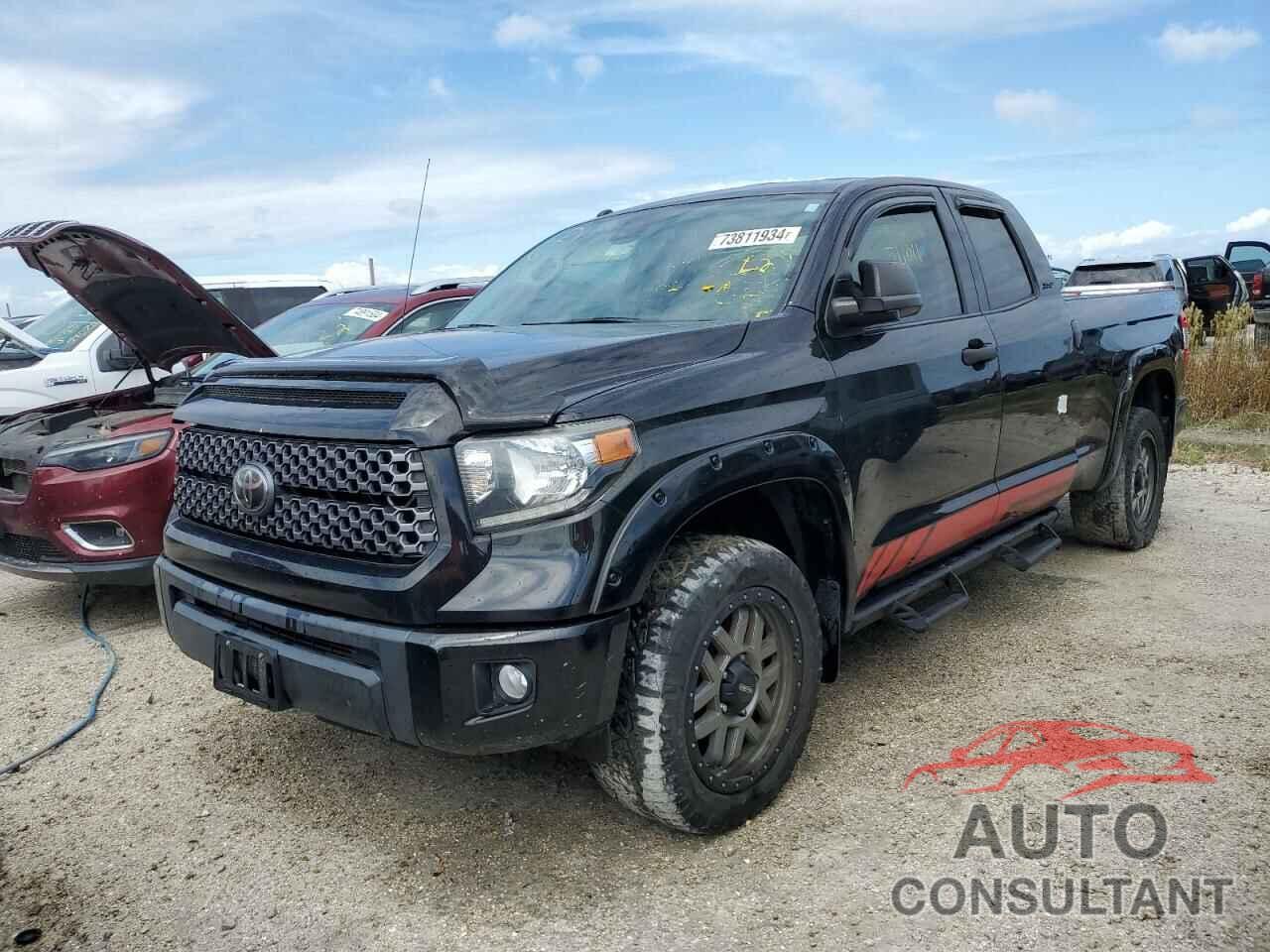 TOYOTA TUNDRA 2019 - 5TFRY5F19KX250232