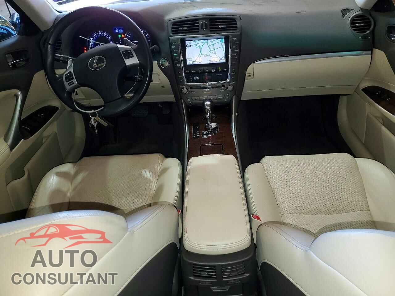 LEXUS IS 2012 - JTHBF5C20C5178790