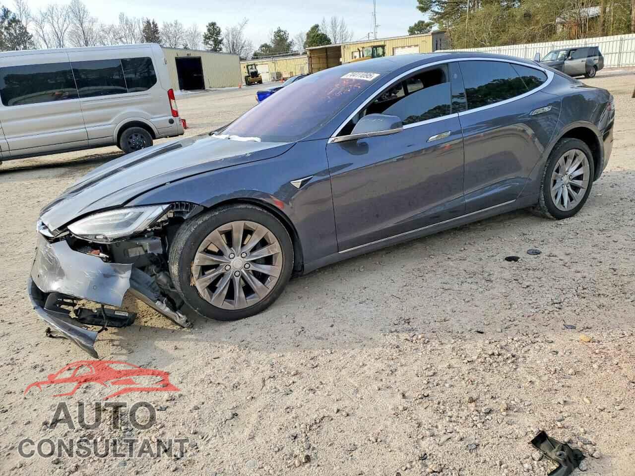 TESLA MODEL S 2018 - 5YJSA1E28JF297141