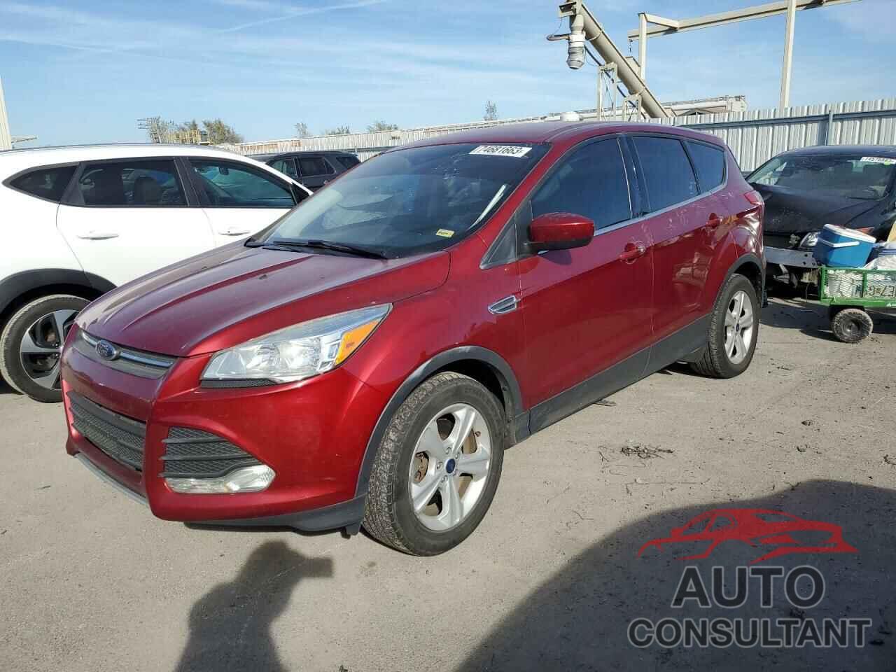 FORD ESCAPE 2015 - 1FMCU9GX1FUC25100