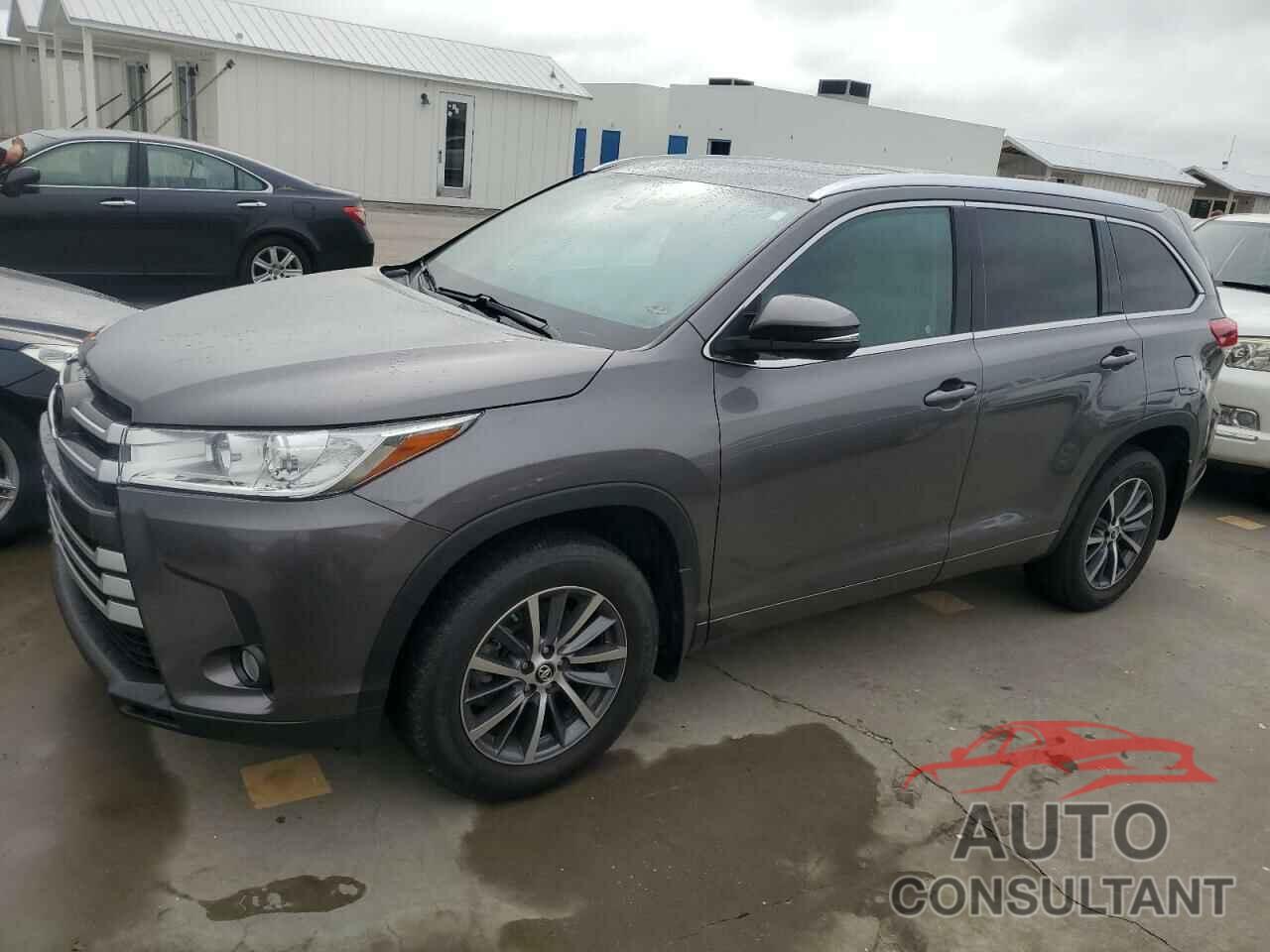 TOYOTA HIGHLANDER 2017 - 5TDJZRFH9HS478017