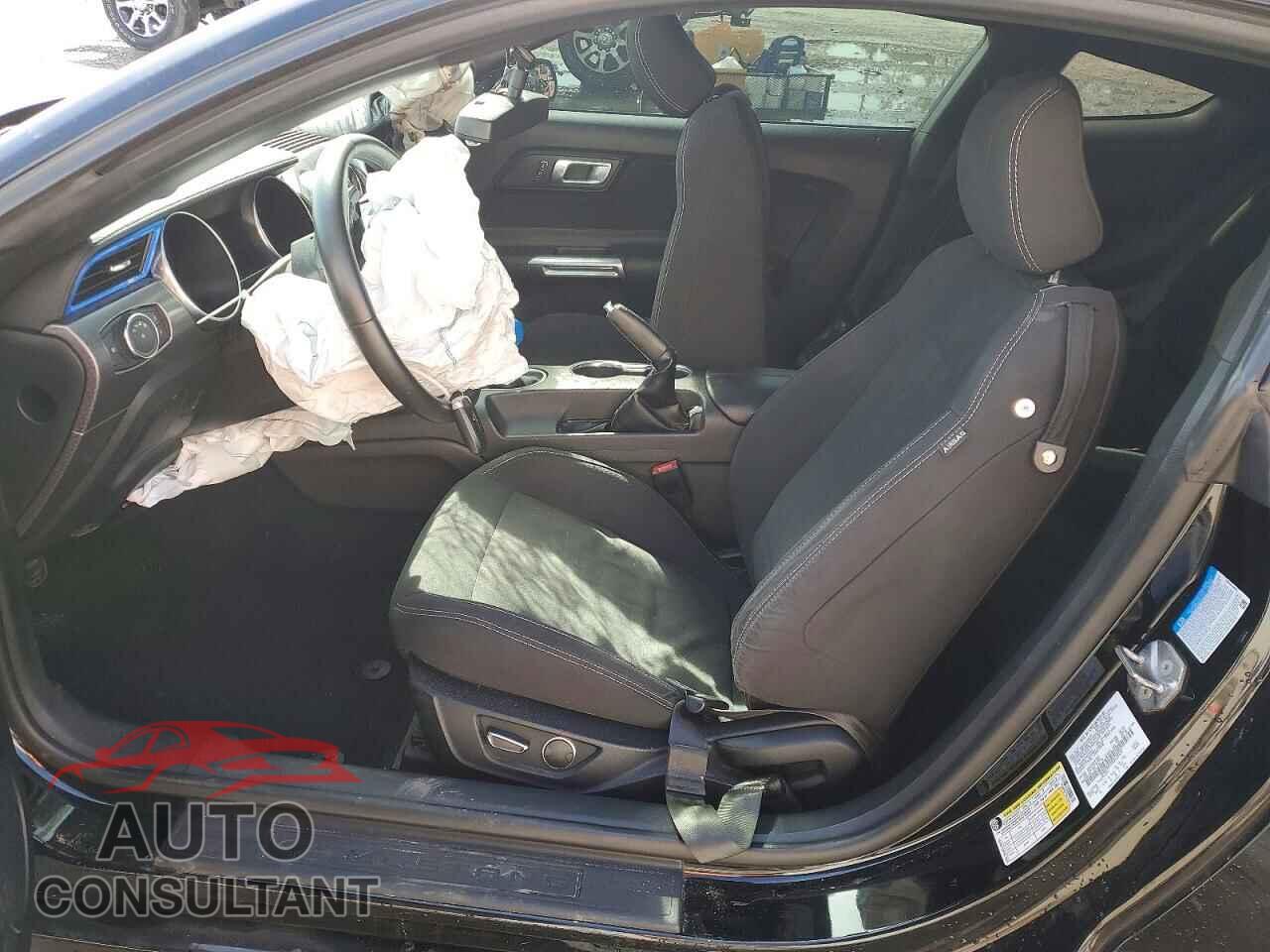 FORD MUSTANG 2019 - 1FA6P8CF1K5129137