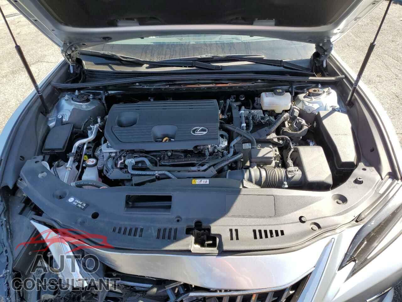 LEXUS ES300 2024 - 58AFA1C19RU041397