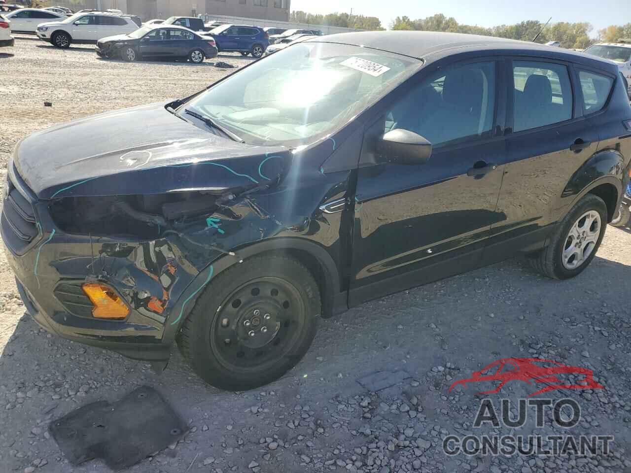 FORD ESCAPE 2017 - 1FMCU0F7XHUB43110