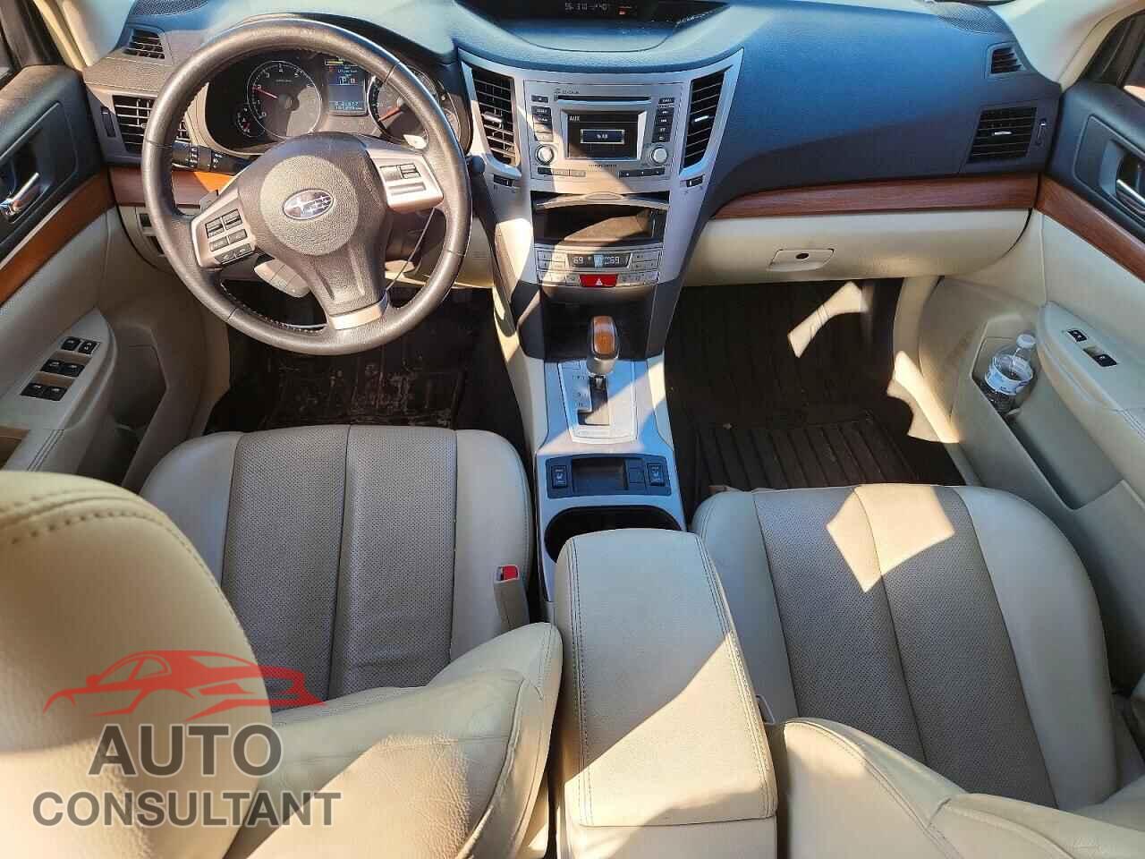 SUBARU OUTBACK 2014 - 4S4BRBLC2E3294924