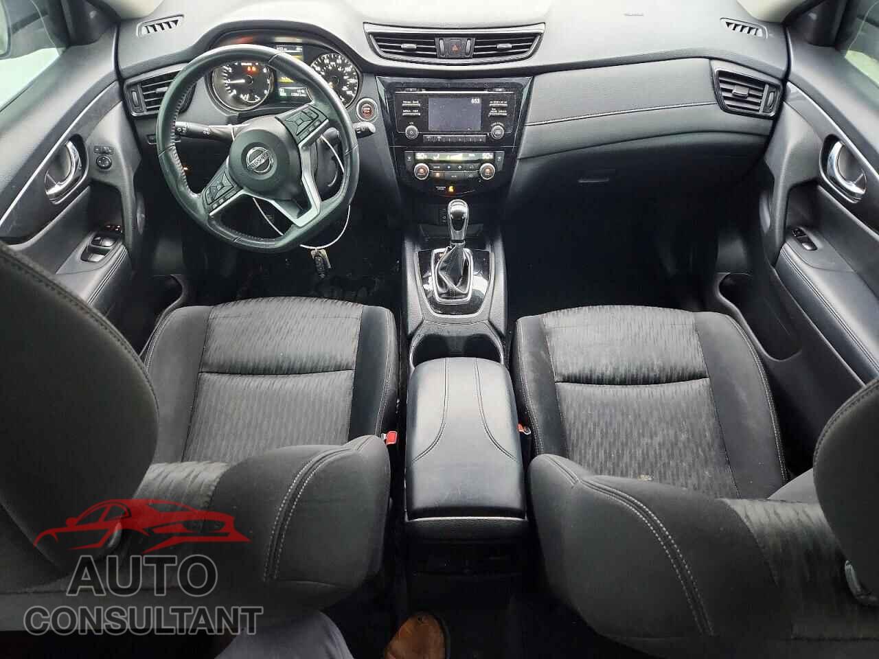NISSAN ROGUE 2017 - KNMAT2MV4HP611925