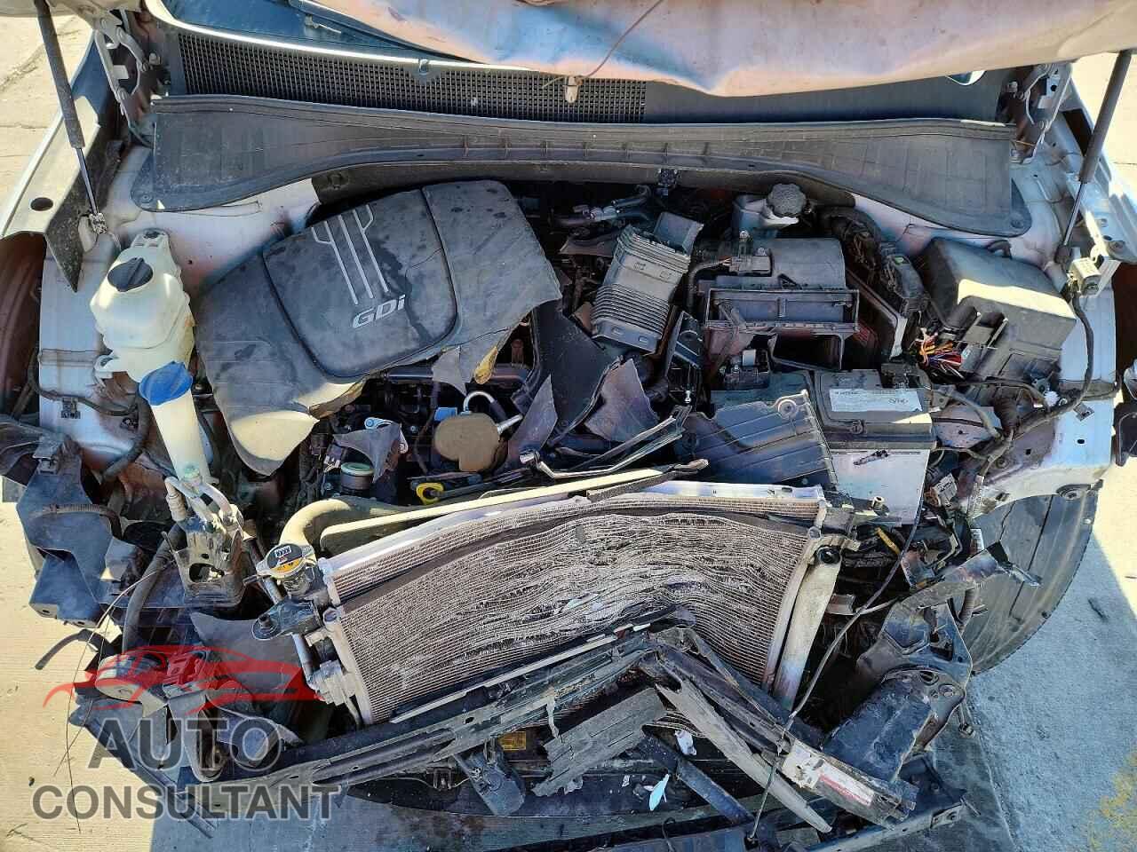 KIA SORENTO 2016 - 5XYPGDA56GG005297