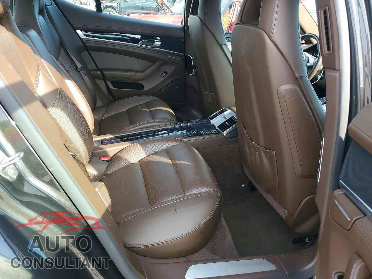 PORSCHE PANAMERA 2016 - WP0AA2A79GL001701