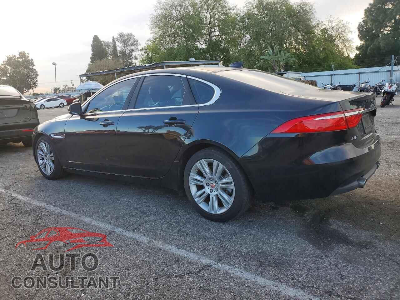 JAGUAR XF 2017 - SAJBD4BV9HCY45678