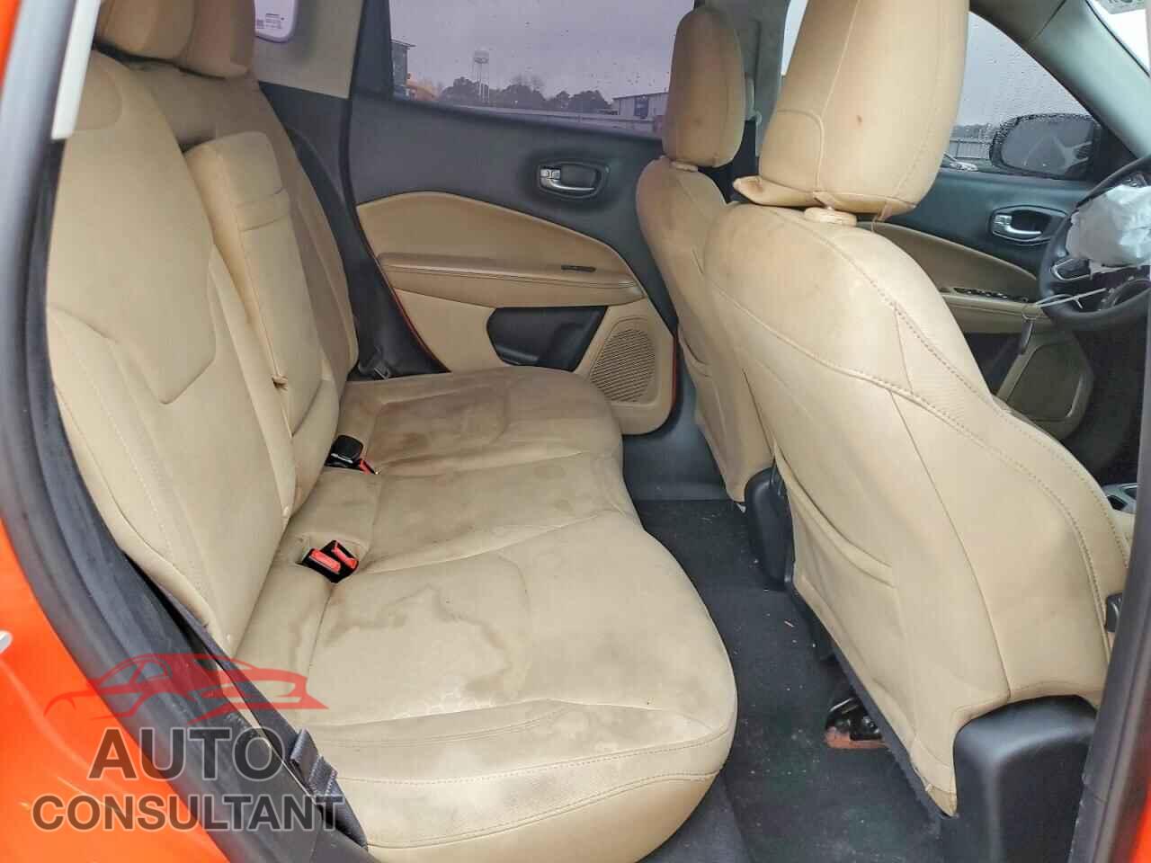 JEEP COMPASS 2017 - 3C4NJCAB8HT659771