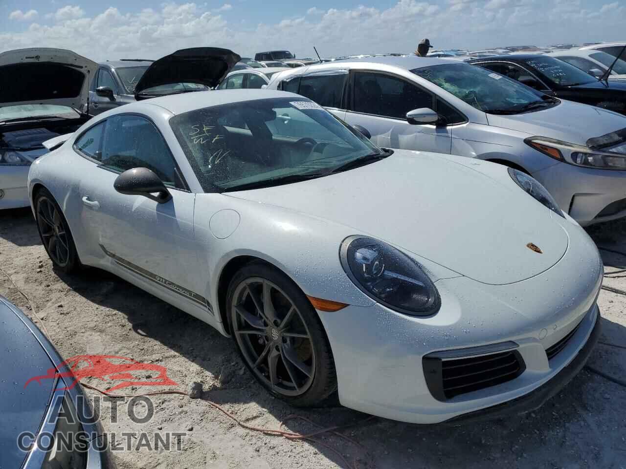 PORSCHE 911 2019 - WP0AA2A96KS104011