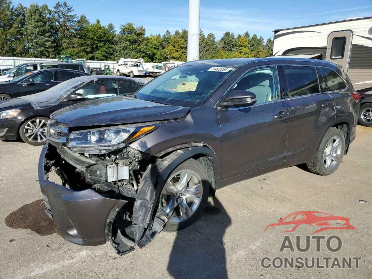 TOYOTA HIGHLANDER 2019 - 5TDDZRFH0KS923622