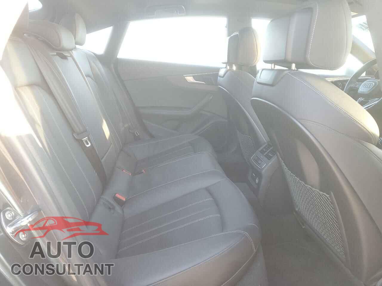 AUDI A5 2021 - WAUFACF55MA019605
