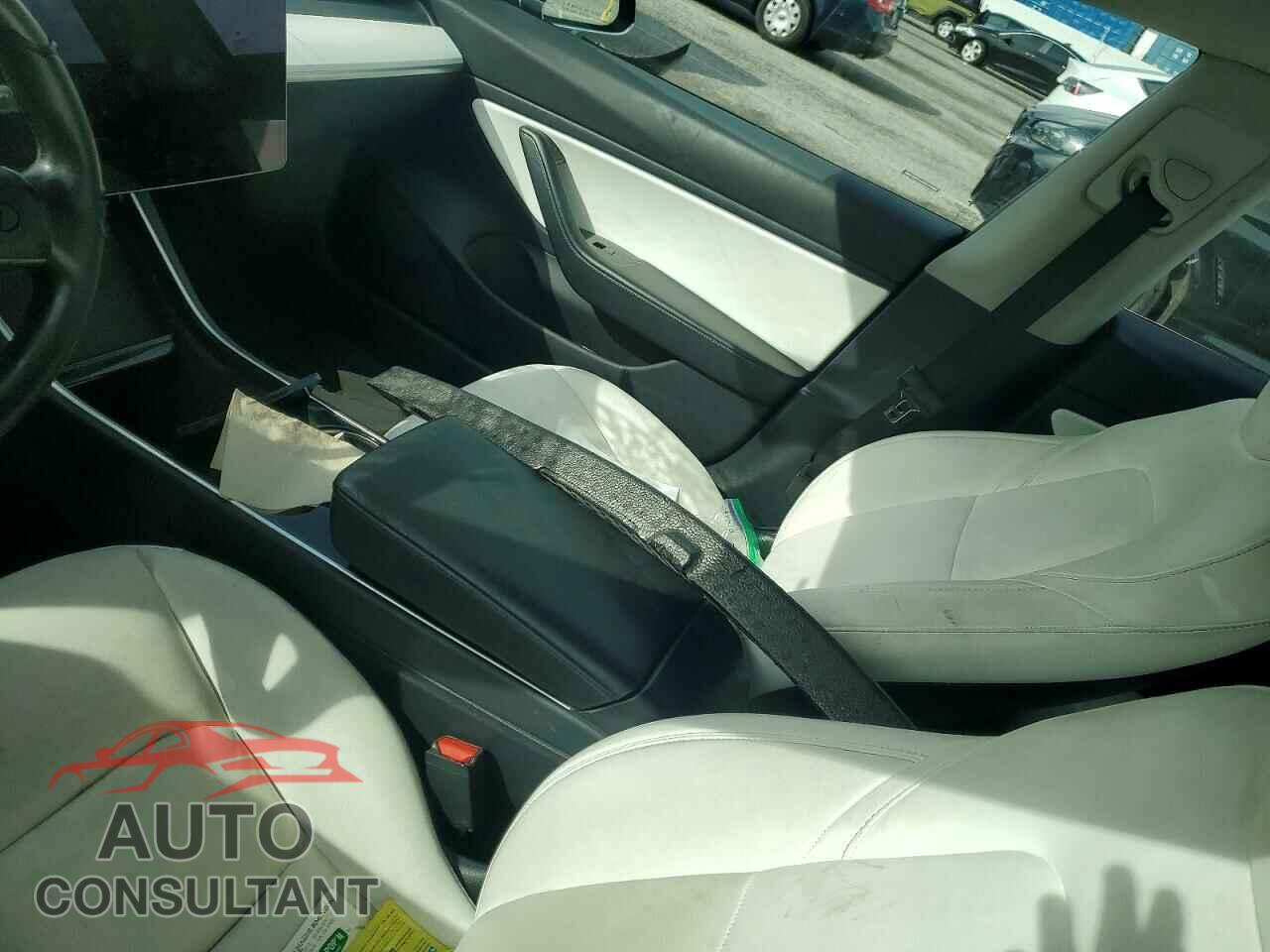 TESLA MODEL 3 2019 - 5YJ3E1EA3KF431488