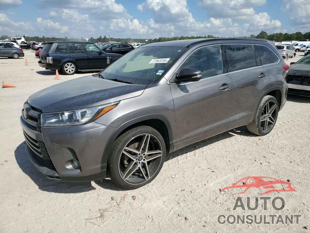 TOYOTA HIGHLANDER 2017 - 5TDKZRFH4HS509811