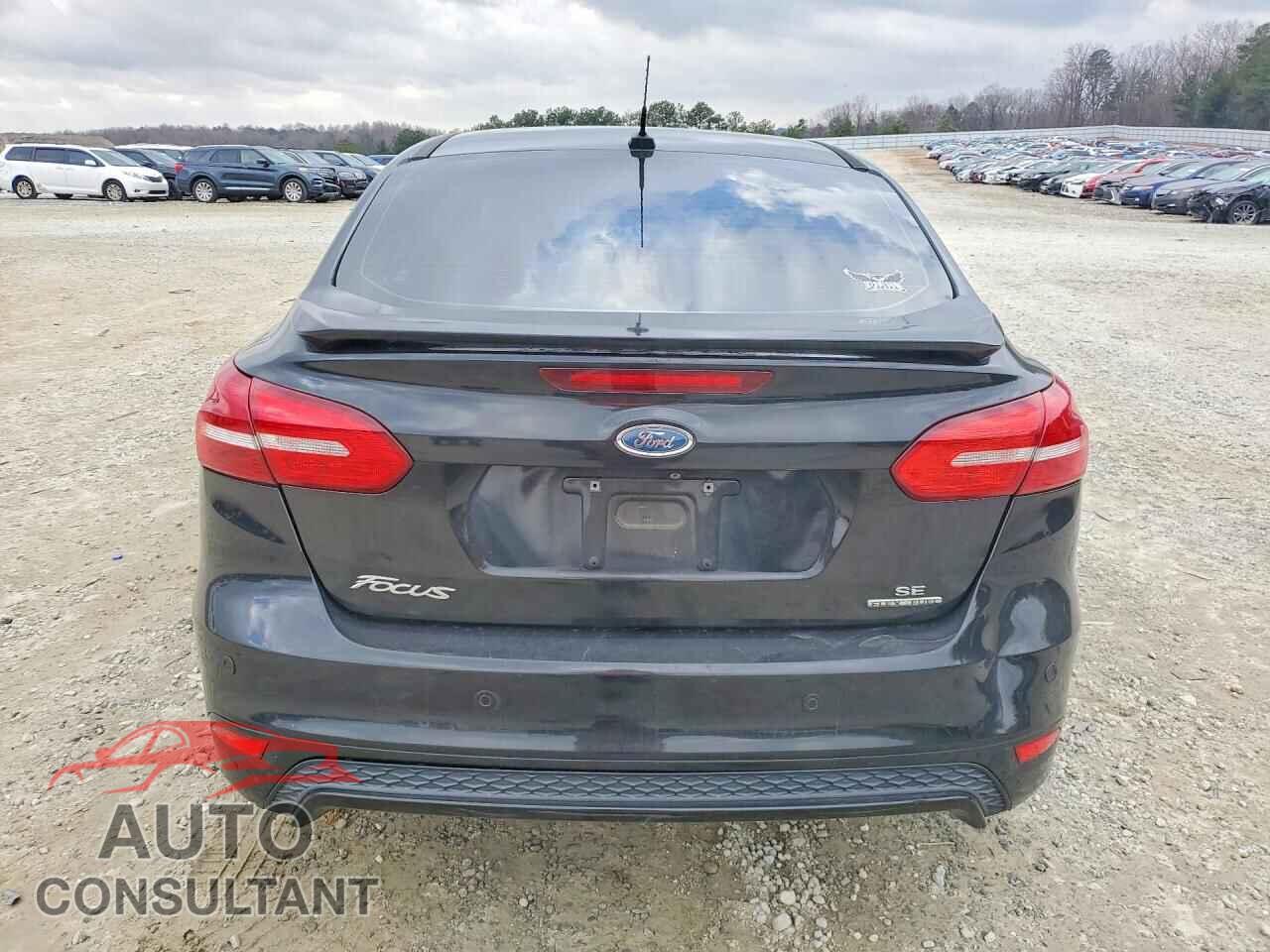FORD FOCUS 2015 - 1FADP3F27FL291780