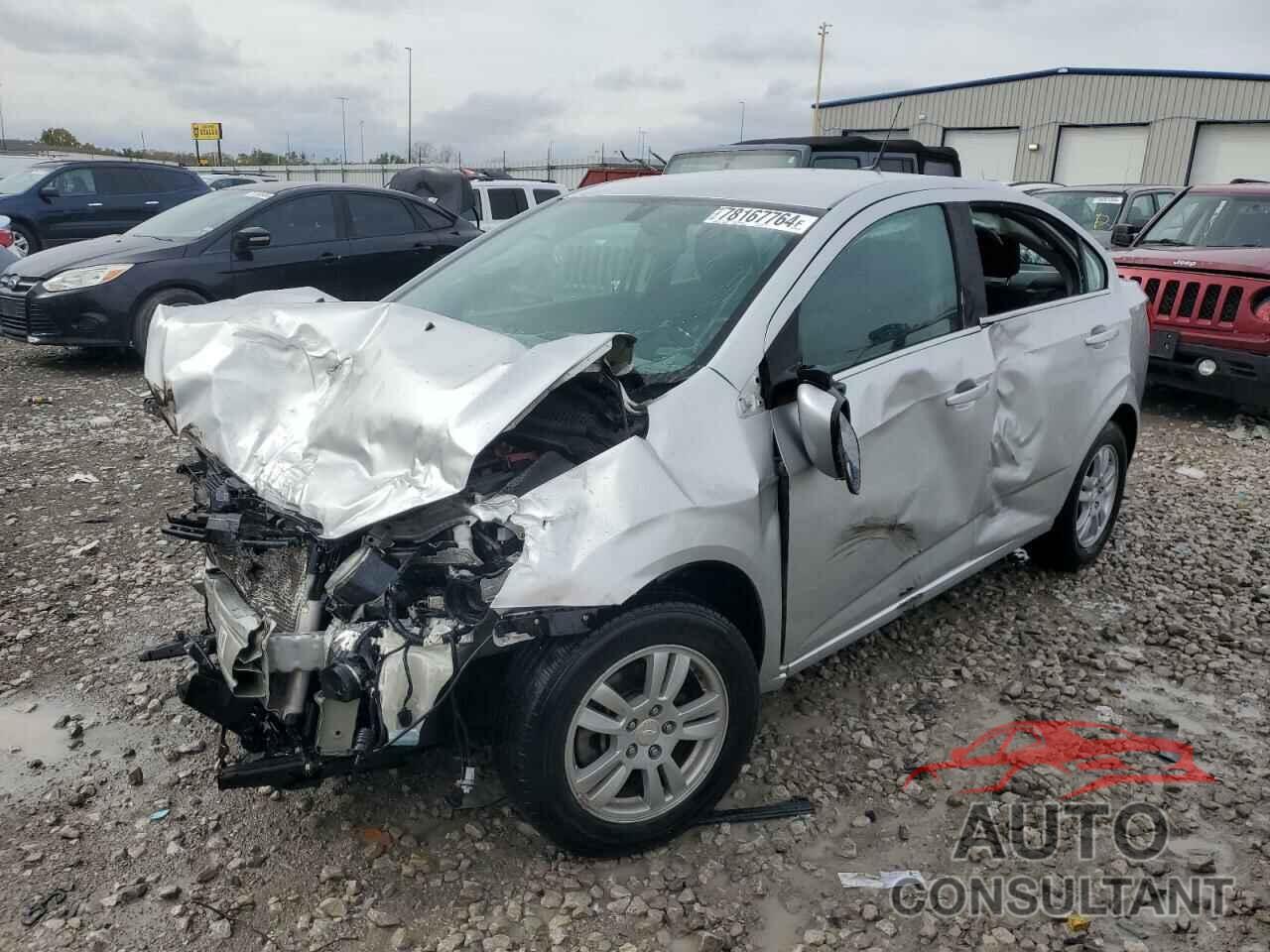 CHEVROLET SONIC 2014 - 1G1JC5SH3E4184516