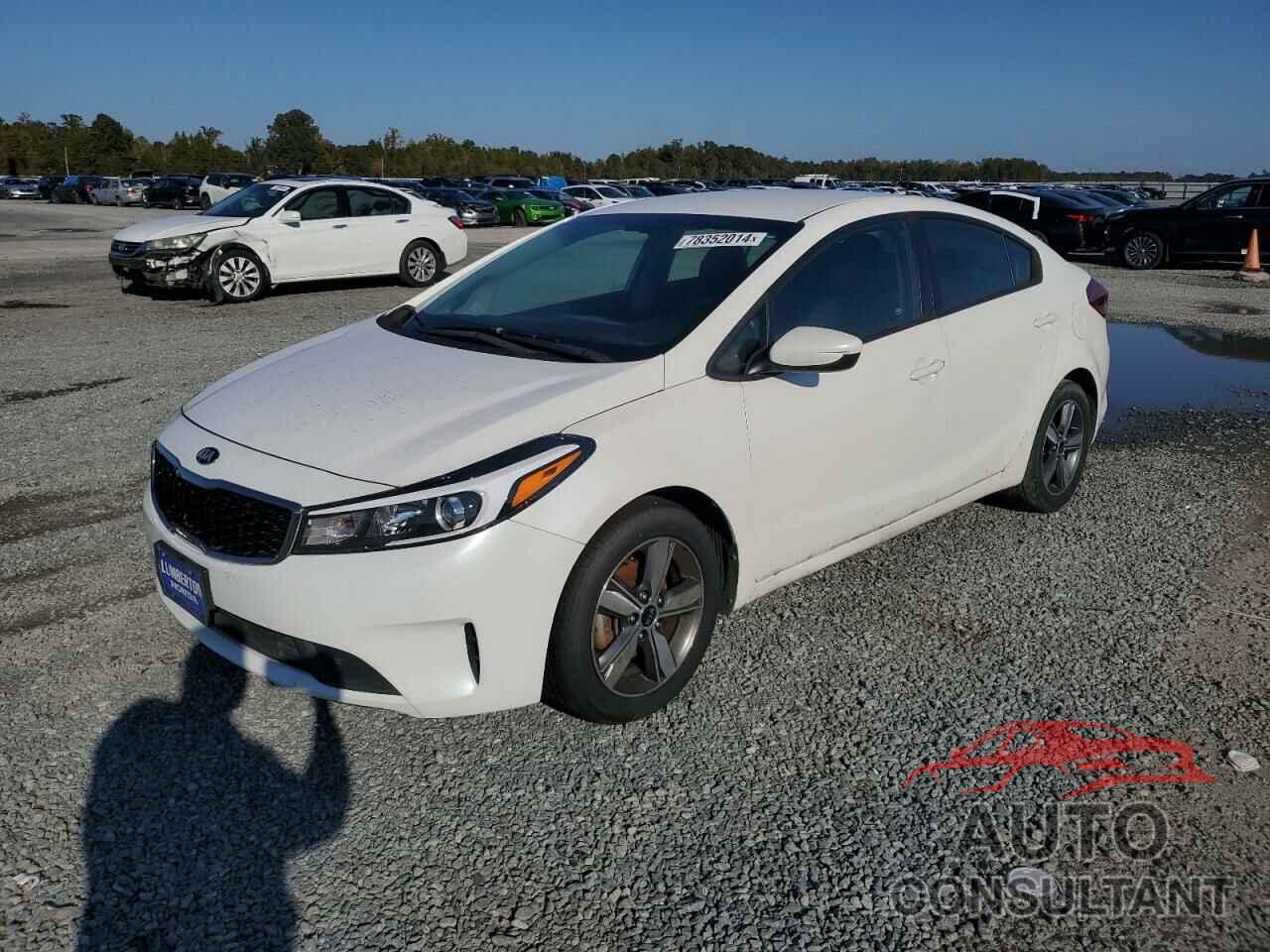 KIA FORTE 2018 - 3KPFL4A72JE225615