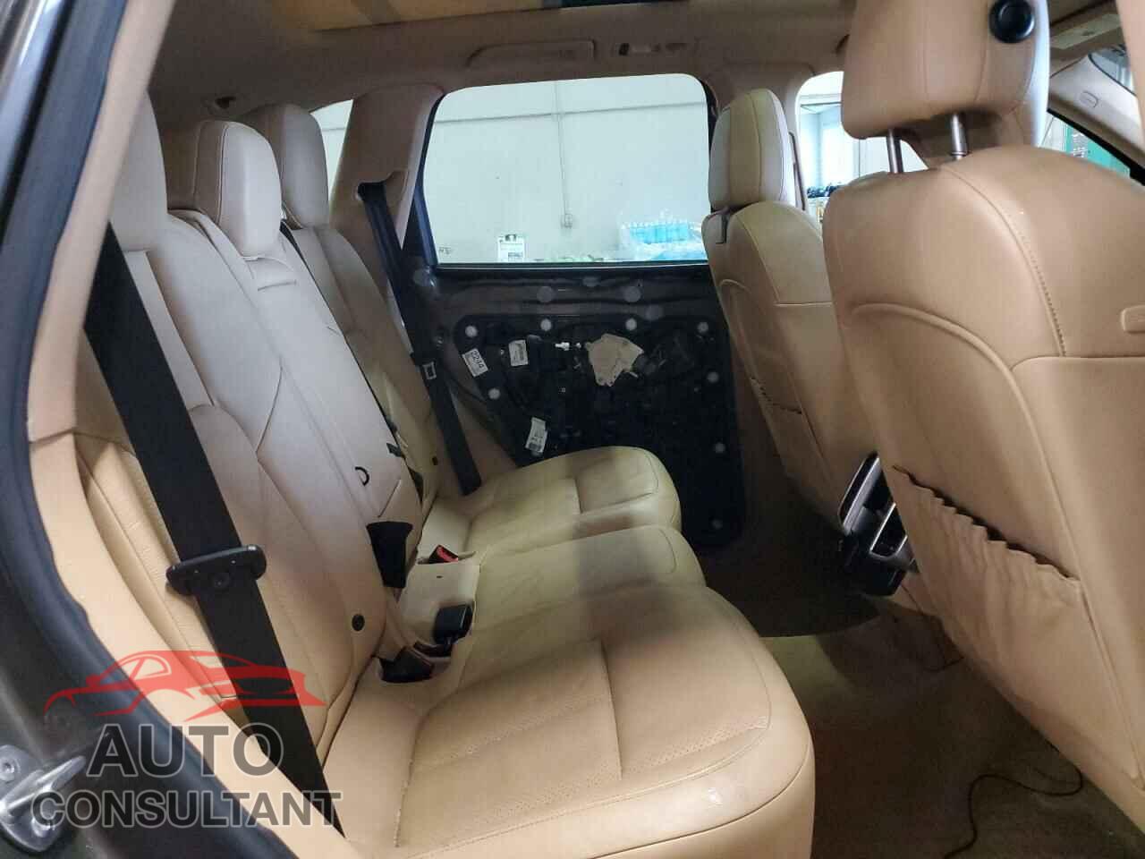 PORSCHE CAYENNE 2011 - WP1AE2A24BLA92313