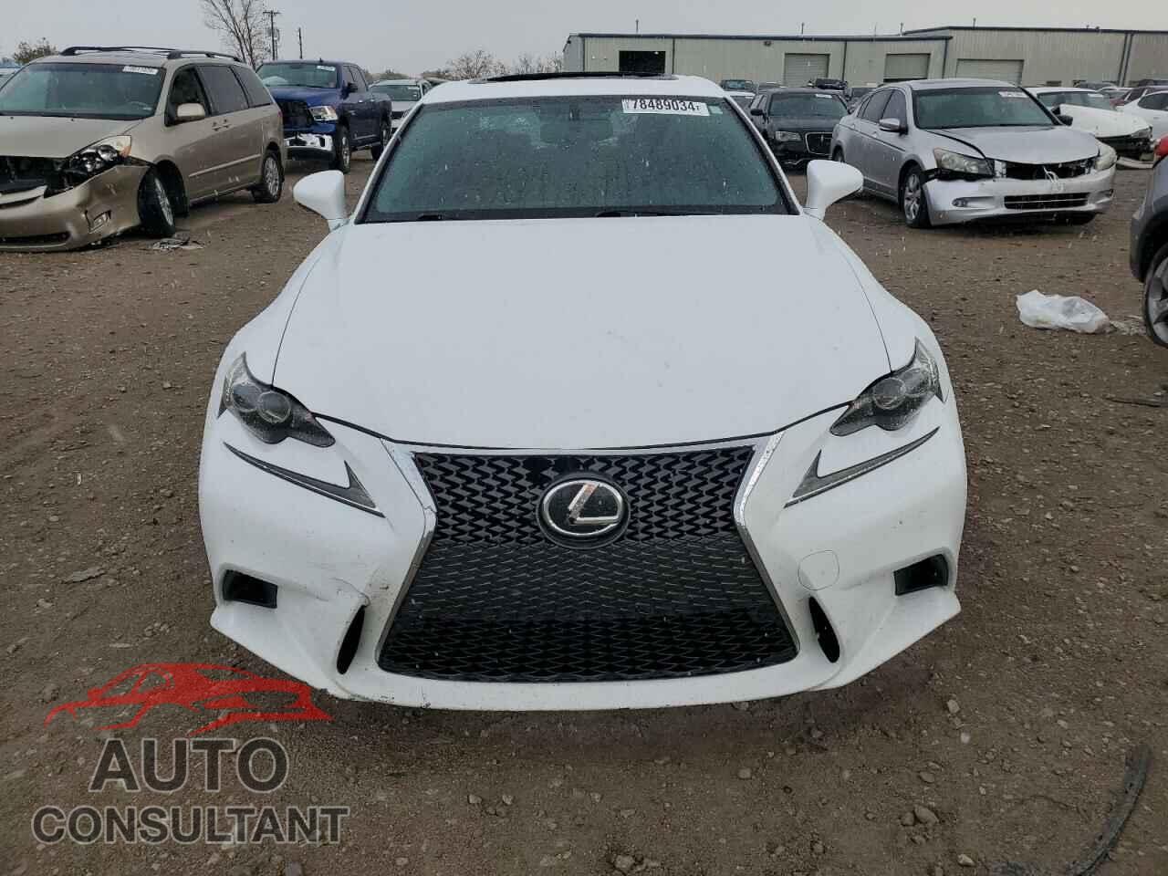 LEXUS IS 2015 - JTHCF1D29F5018438