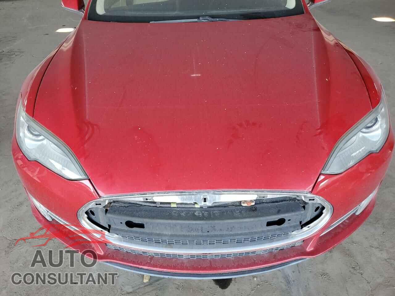 TESLA MODEL S 2013 - 5YJSA1DN5DFP17499