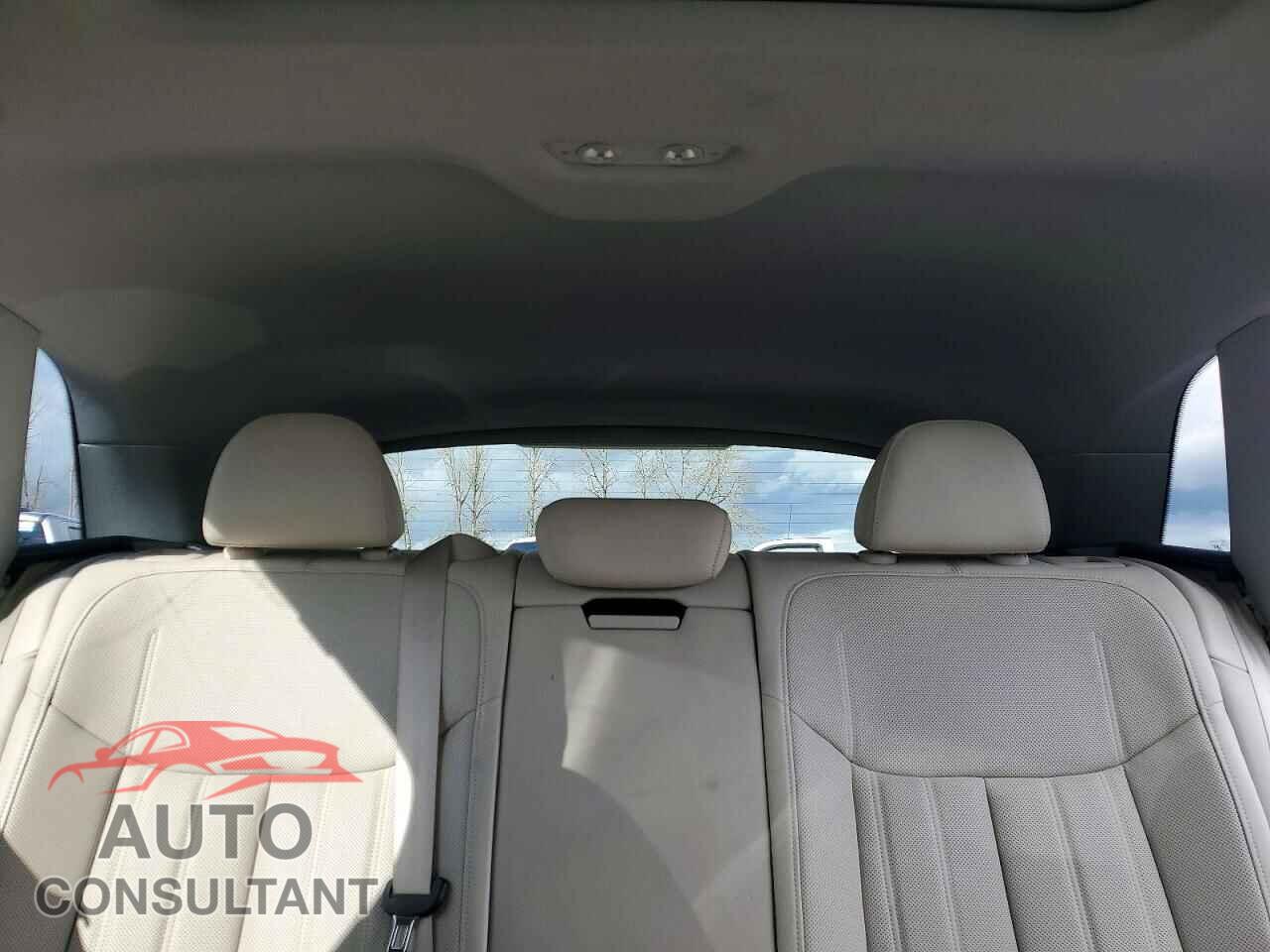 AUDI E-TRON 2019 - WA1VABGE6KB014759