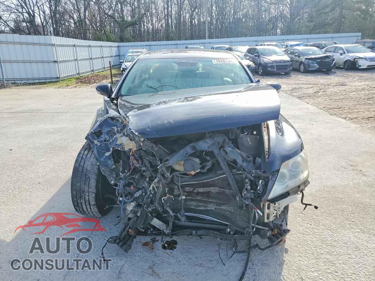 LEXUS LS460 2010 - JTHCL5EF2A5005833