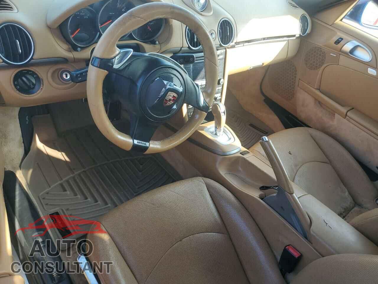 PORSCHE BOXSTER 2011 - WP0CA2A80BU710179
