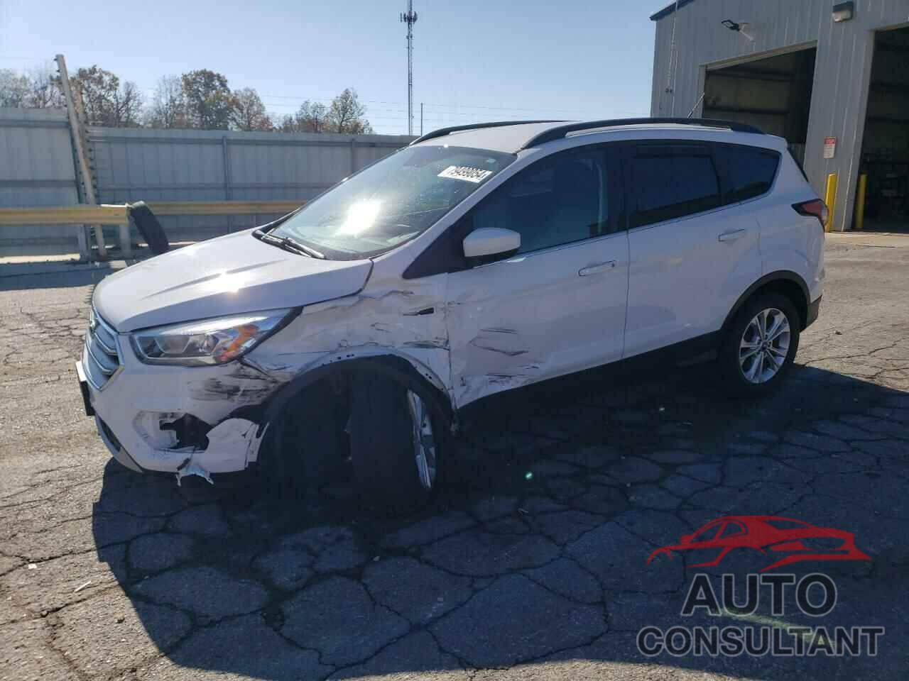 FORD ESCAPE 2017 - 1FMCU9G91HUD41076