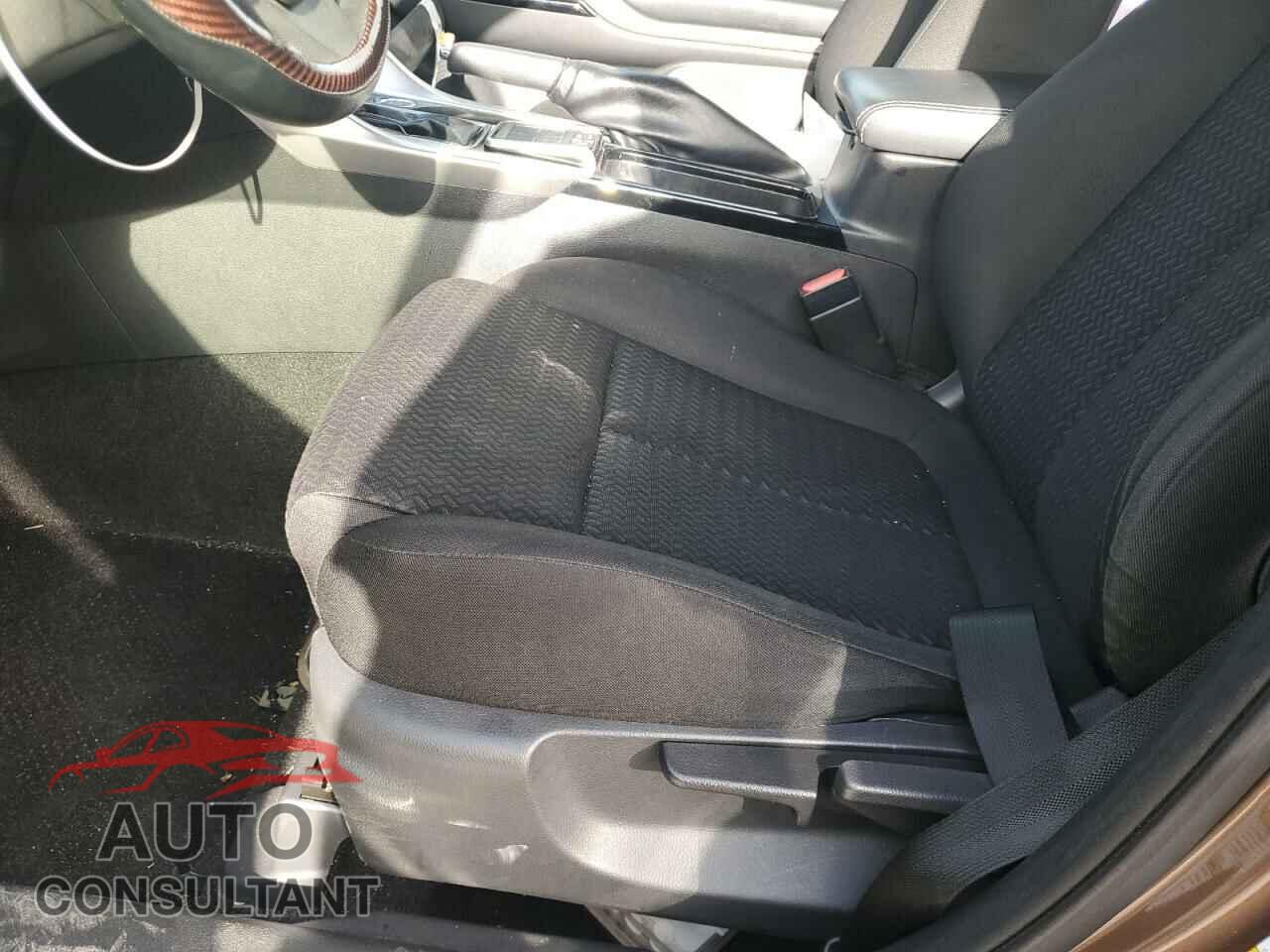 MITSUBISHI ECLIPSE 2019 - JA4AT4AA8KZ002565