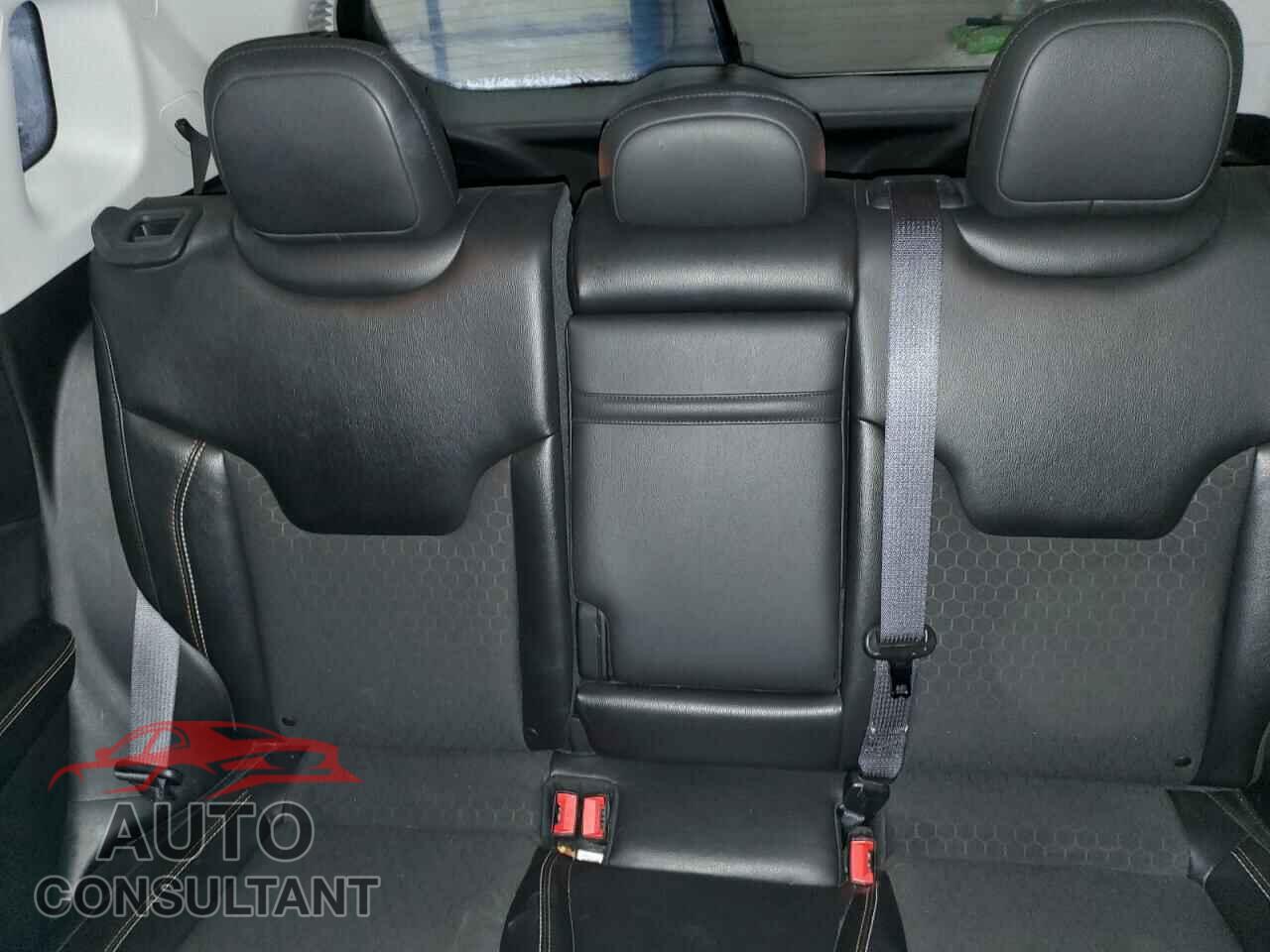 JEEP COMPASS 2018 - 3C4NJDBB5JT457528