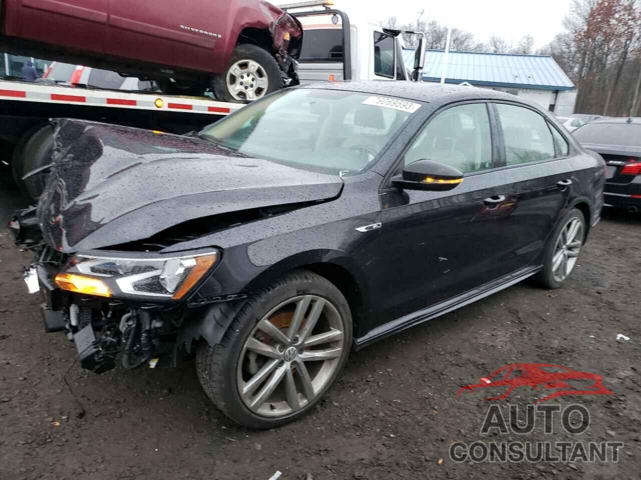 VOLKSWAGEN PASSAT 2018 - 1VWAA7A35JC044480