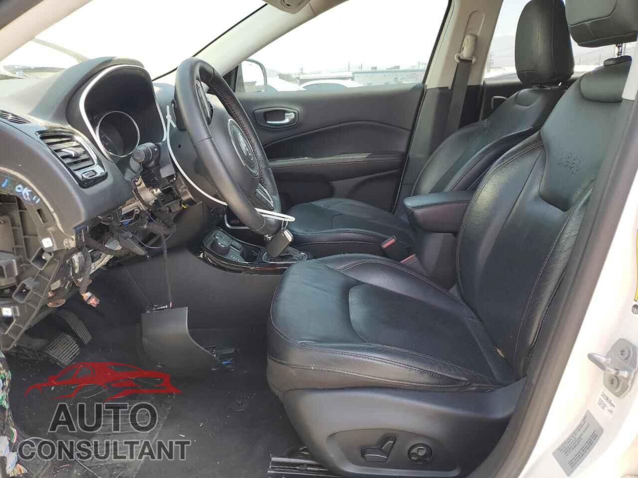 JEEP COMPASS 2017 - 3C4NJDCB7HT634315