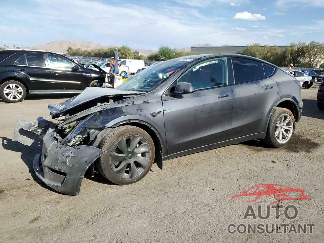 TESLA MODEL Y 2024 - 7SAYGDEE5RA245692