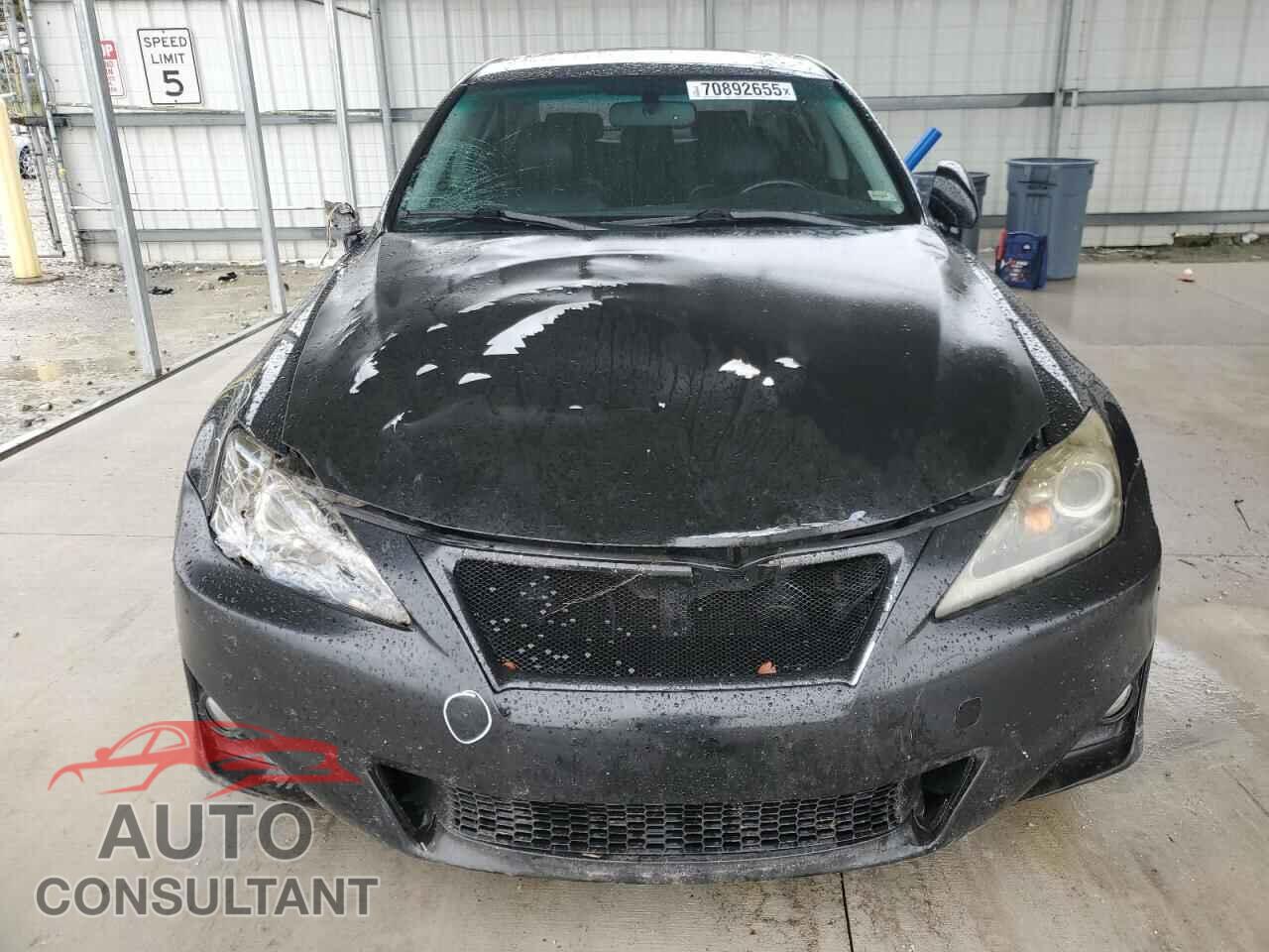 LEXUS IS 2012 - JTHCE5C29C5002120