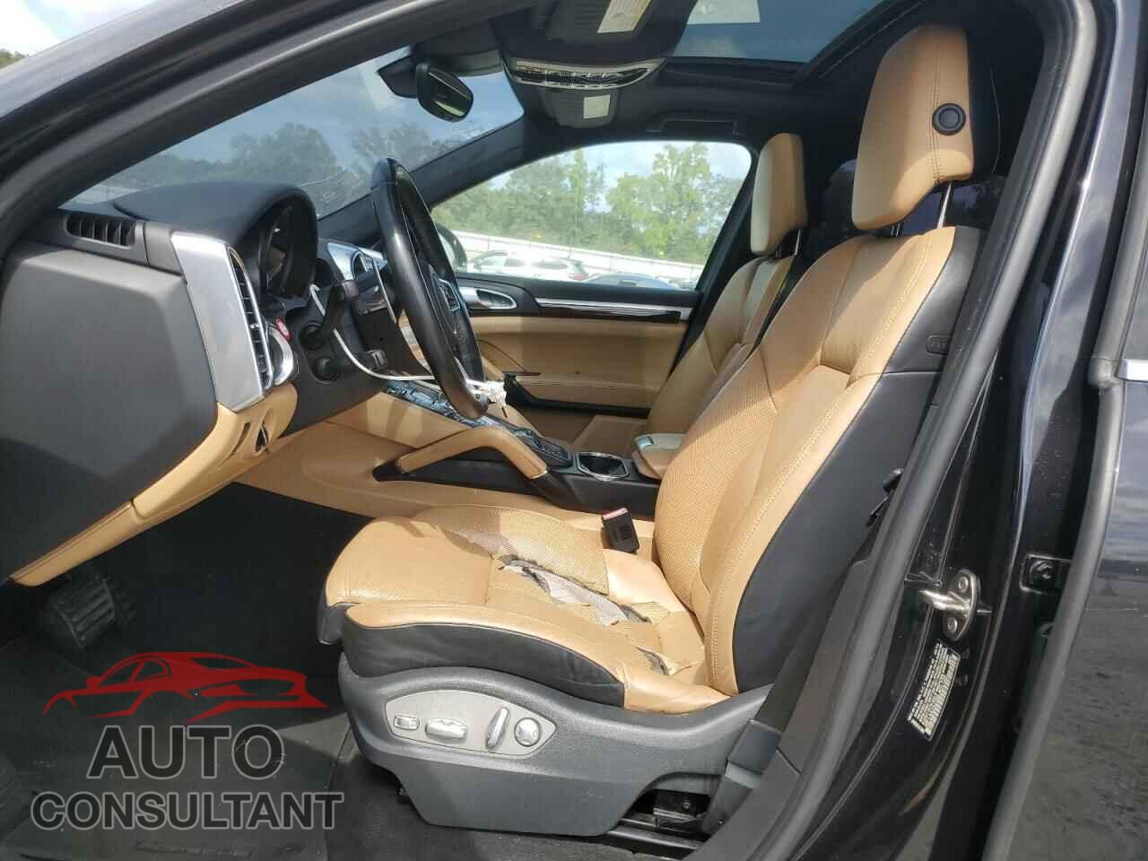 PORSCHE CAYENNE 2016 - WP1AA2A22GLA01722