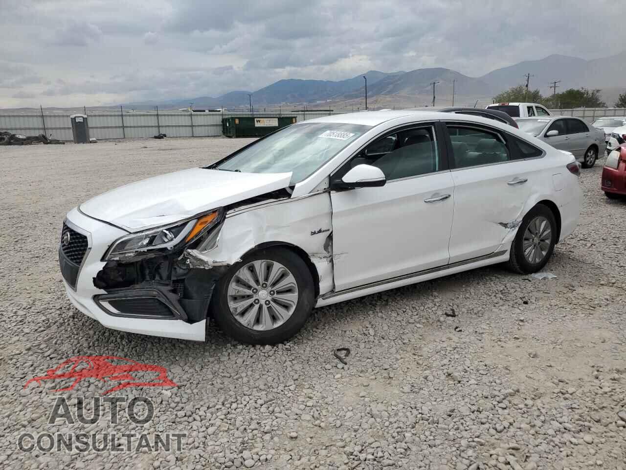 HYUNDAI SONATA 2017 - KMHE24L31HA061419