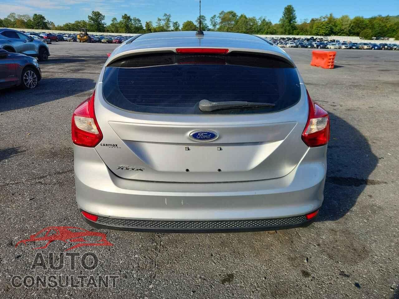 FORD FOCUS 2013 - 1FADP3K20DL128889