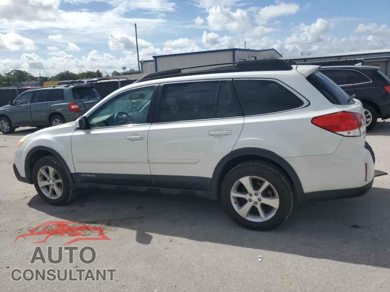 SUBARU OUTBACK 2014 - 4S4BRCMC0E3221913